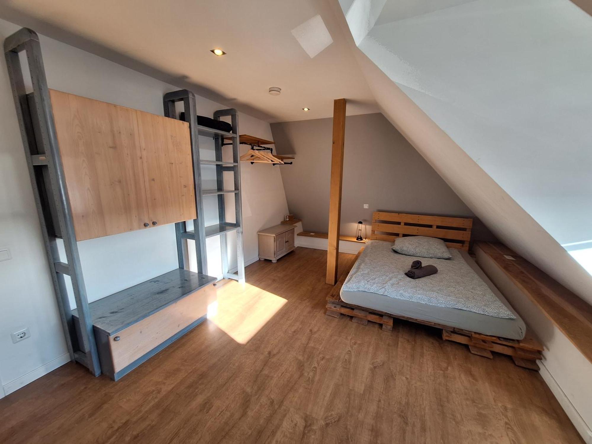 Bielefeld Zentral Komplette Fewo, 4 Schlafbereiche Bis Zu 8 Personen エクステリア 写真